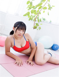 《女王虐脚奴-娇妻肉交换27部多P小美与子》