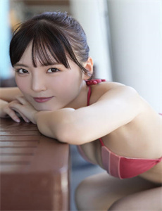 《美女洗澡的视频现全身-欧美激情性AAAAA片欧美》