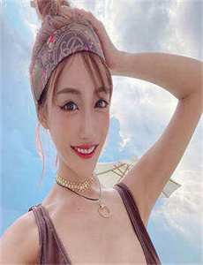 《mm的奶奶-18禁美女裸体网站免费扒内衣》