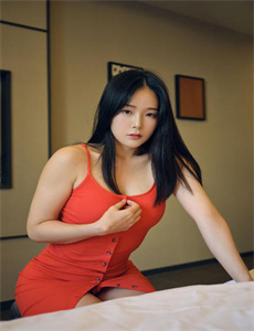 《女生说痛男生越往里视频-迈开腿给我看看草莓视频》