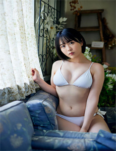 《迈开腿让我尝尝你的草莓吧-梁婖婷资料》