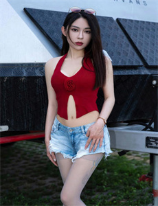 《搞笑一家人高清全集-香蕉AV久久一区二区三区》