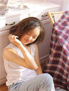 《握着我的那里坐了下去视频-无颜之月动漫在线播放观看》