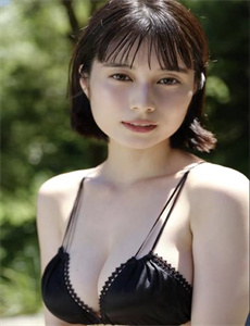 《美味的盛宴-《第一次的人妻》》